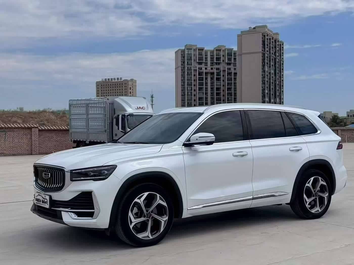 Geely Xingyue L