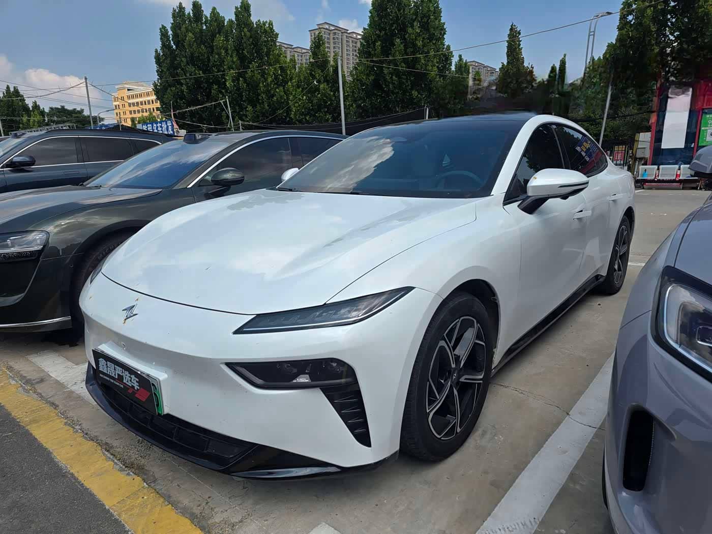 Dongfeng Yipai eπ007