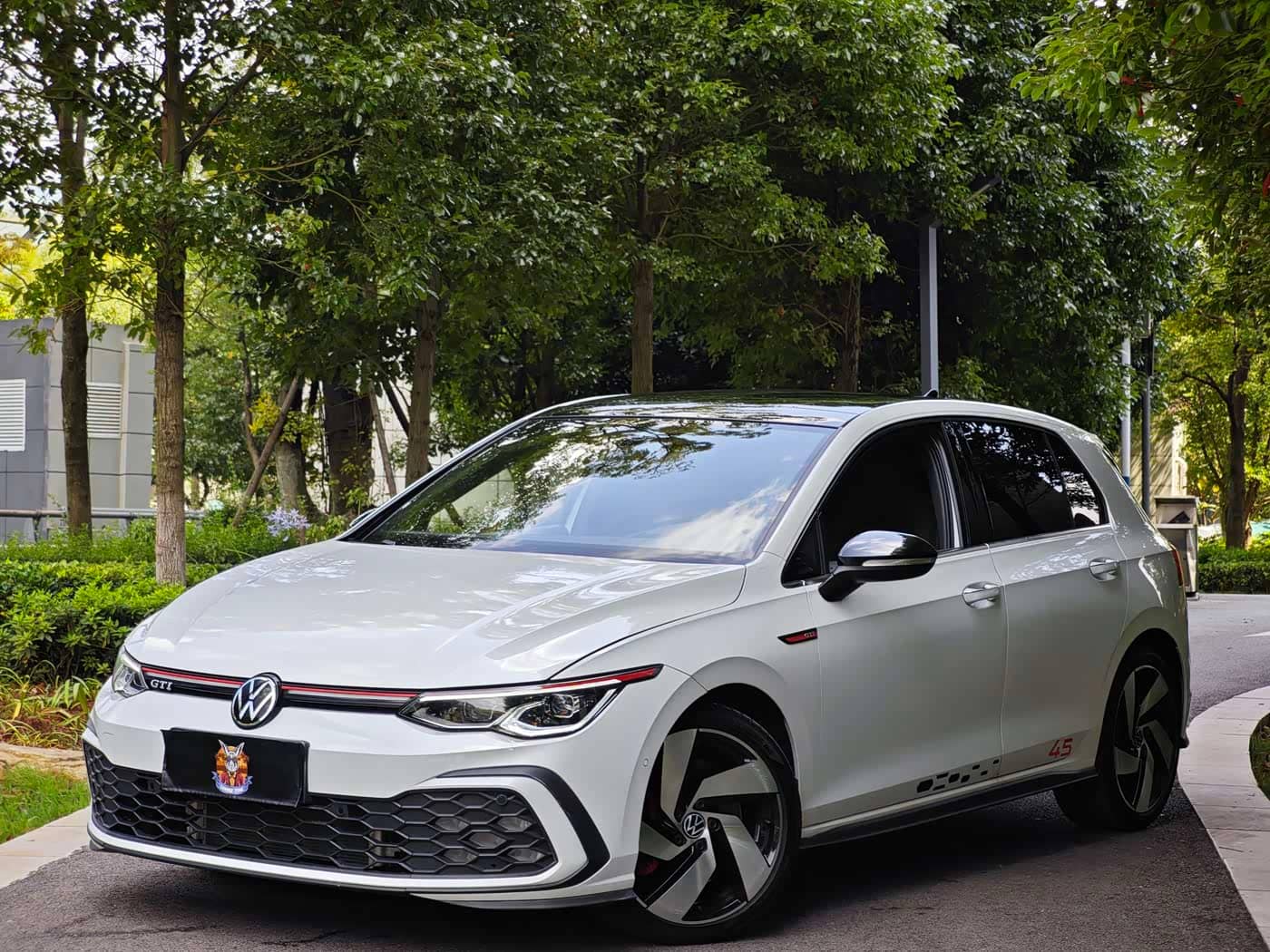 Volkswagen Golf GTI
