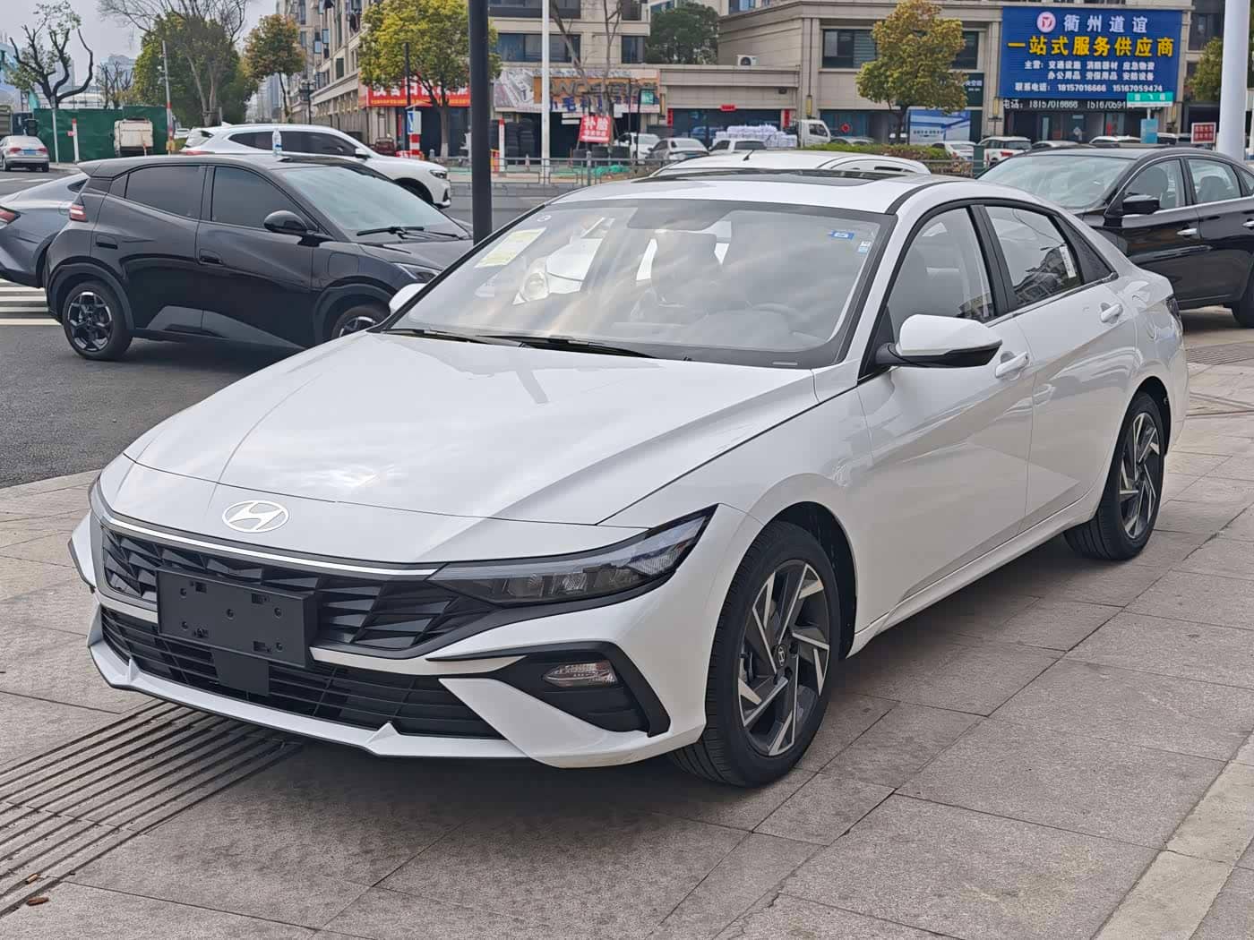 Hyundai Elantra