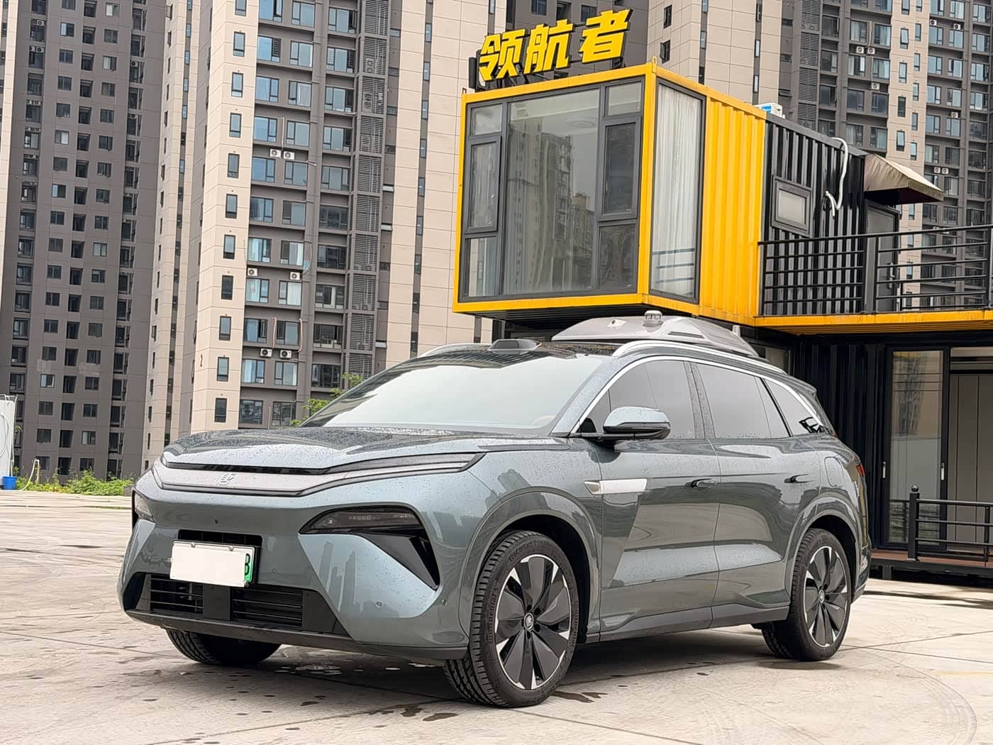 BYD Tang L