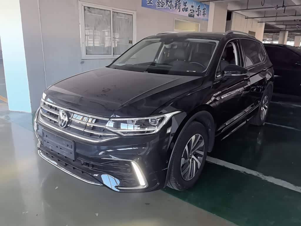 Volkswagen Tiguan L PHEV