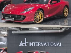 Ferrari 812 super fast 2